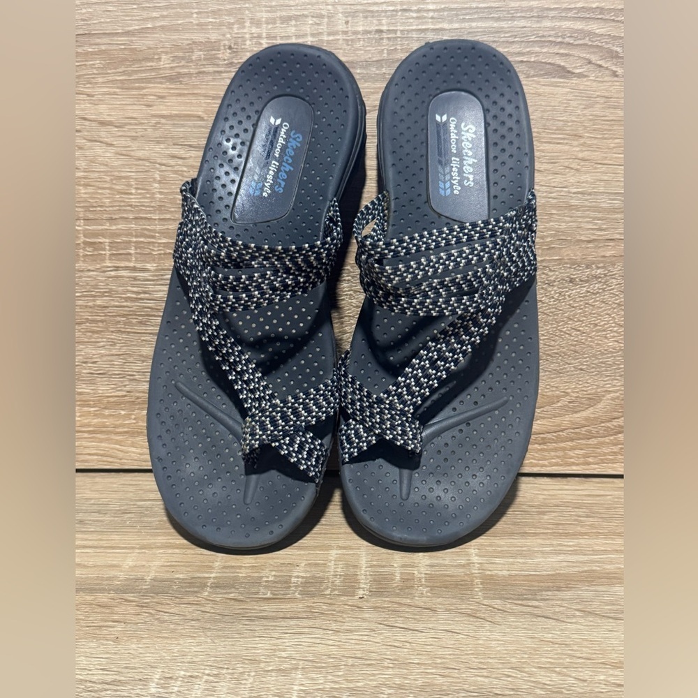 Skechers Womens Size 7 Reggae Slip On Strappy Outdoor Lifestyle Sandals Gray - Picture 7 of 7